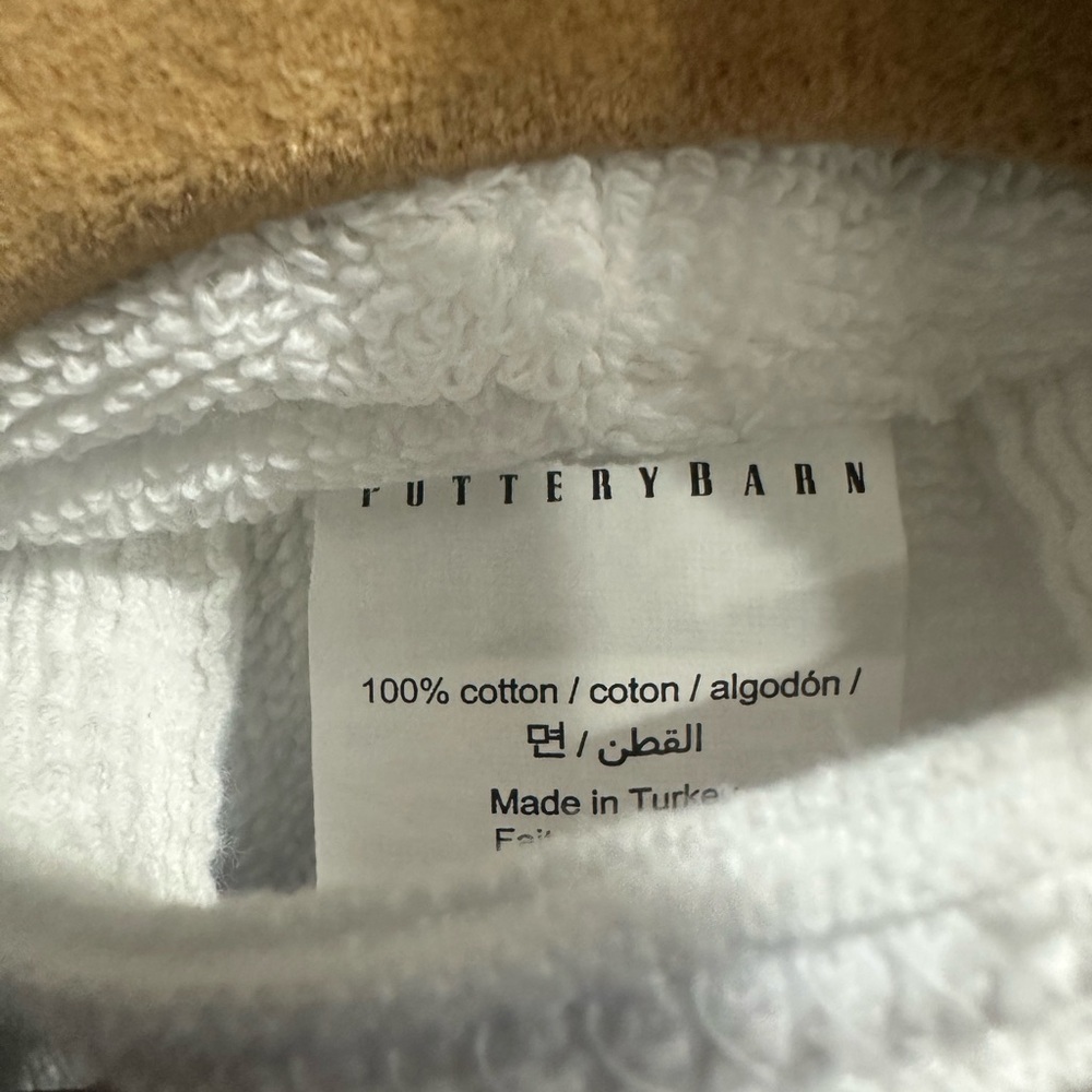 Pottery Barn Soft White Terry clothe Cotton Robe Spa - Picture 13 of 13